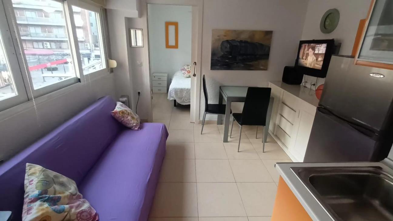 Apto Gavina Plaza Triangular , A Pie De Playa Levante Apartamento *